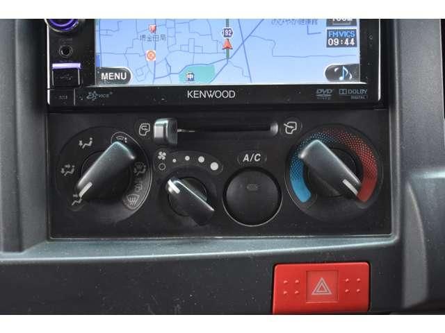 ISUZU ELF 2011 Image 31