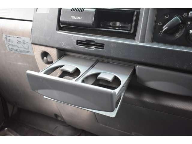 ISUZU ELF 2011 Image 31