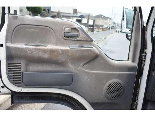 ISUZU ELF 2011 Image 31