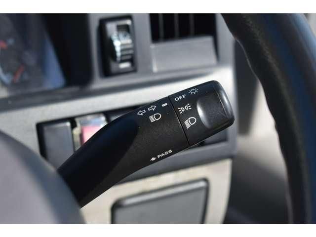 ISUZU ELF 2014 Image 31