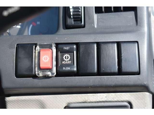 ISUZU ELF 2014 Image 31