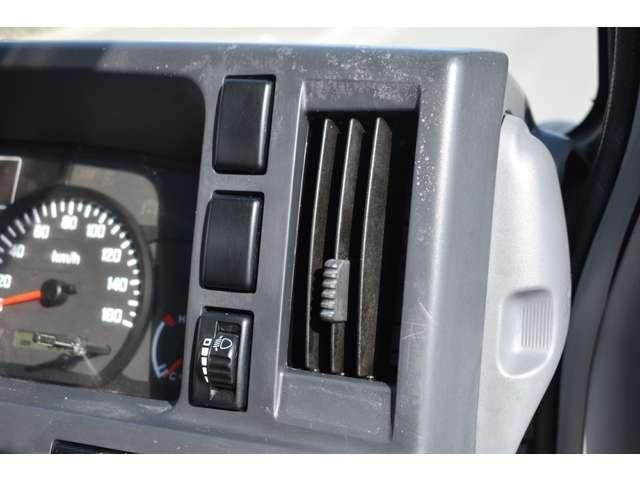 ISUZU ELF 2014 Image 31