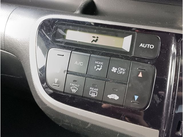 HONDA N BOX 2013 Image 31