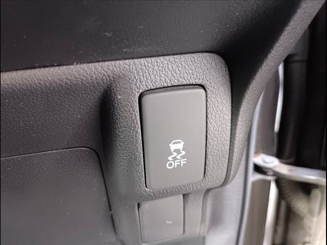 HONDA N BOX 2013 Image 31