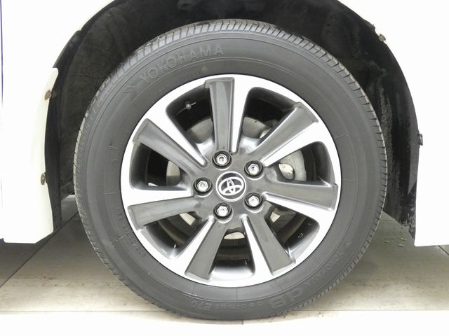 TOYOTA NOAH 4WD 2021 Image 31