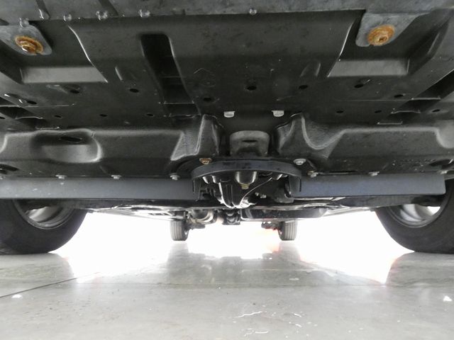 TOYOTA NOAH 4WD 2021 Image 31