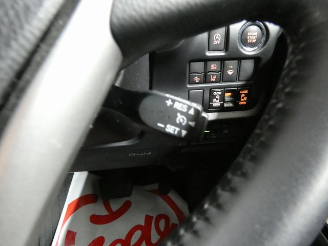 TOYOTA NOAH 4WD 2021 Image 31