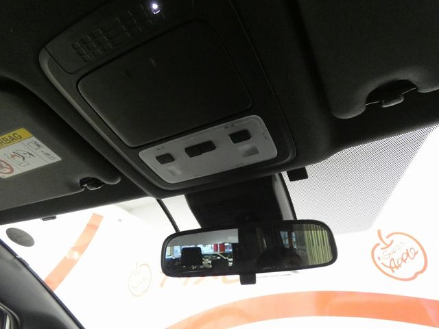 TOYOTA NOAH 4WD 2021 Image 31