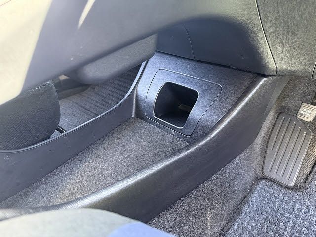 TOYOTA PRIUS 2013 Image 31