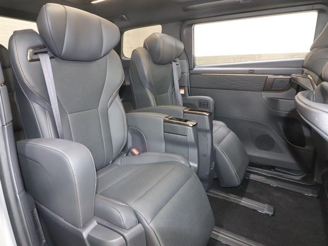 TOYOTA ALPHARD 2025 Image 31
