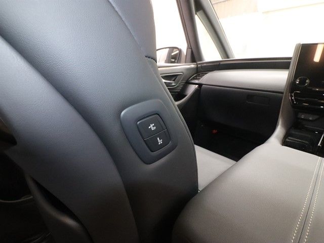 TOYOTA ALPHARD 2025 Image 31