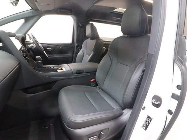 TOYOTA ALPHARD 2025 Image 31