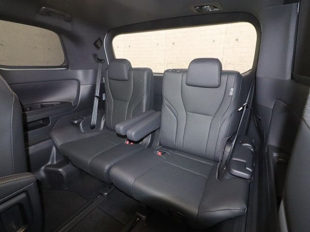 TOYOTA ALPHARD 2025 Image 31