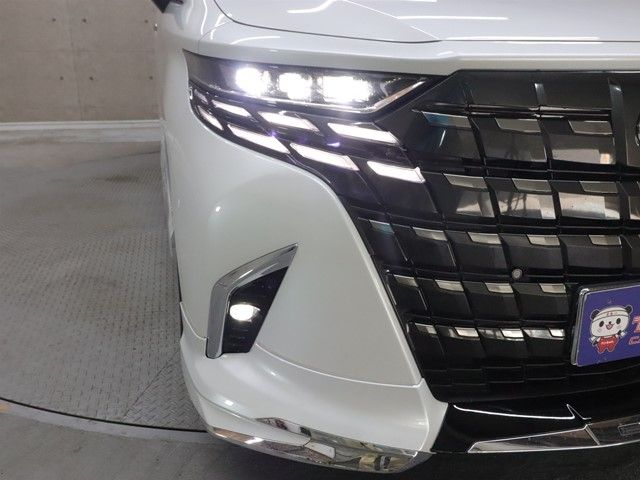 TOYOTA ALPHARD 2025 Image 31