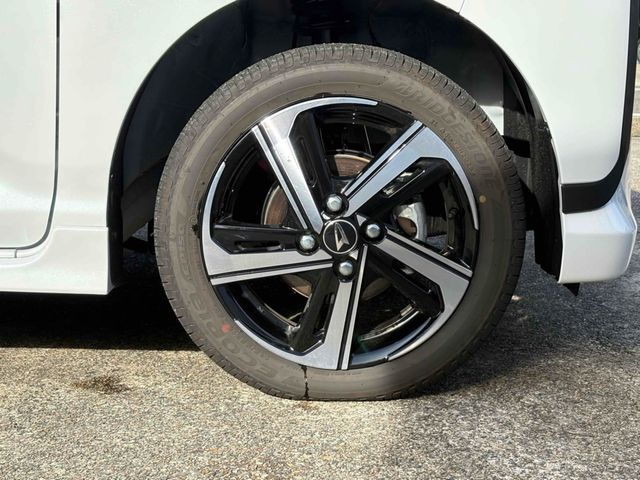 DAIHATSU MOVE CUSTOM 4WD 2025 Image 31