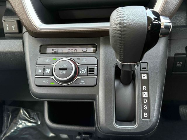 DAIHATSU MOVE CUSTOM 4WD 2025 Image 31