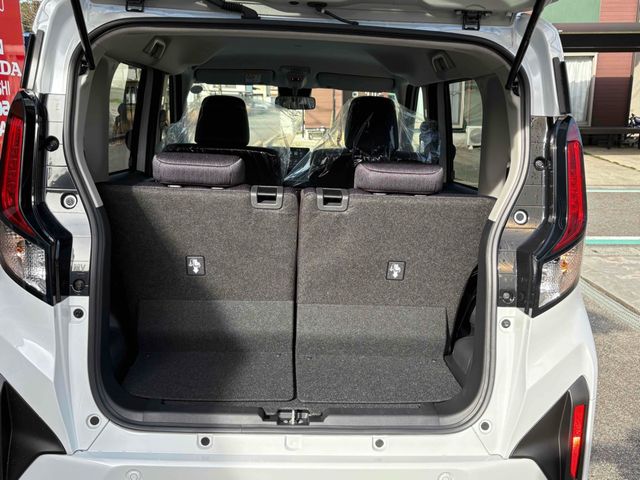 DAIHATSU MOVE CUSTOM 4WD 2025 Image 31