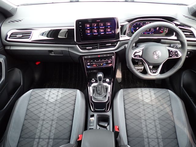 VOLKSWAGEN T-ROC 2023 Image 31