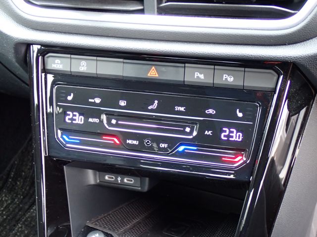 VOLKSWAGEN T-ROC 2023 Image 31