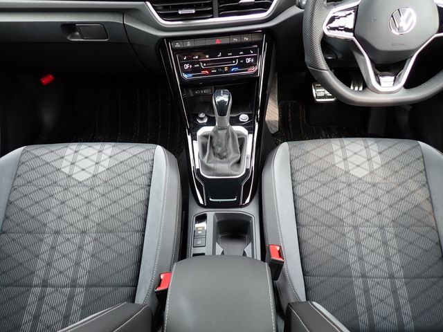 VOLKSWAGEN T-ROC 2023 Image 31