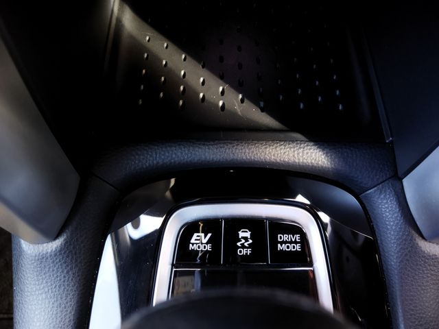 TOYOTA COROLLA CROSS HYBRID 2024 Image 31