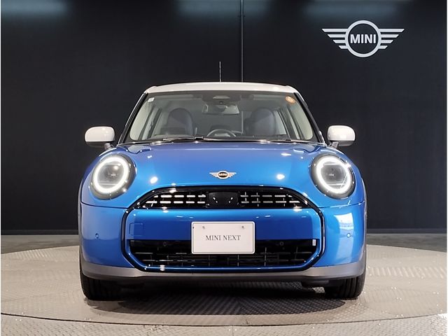 BMW MINI COOPER 5DOOR 2025 Image 31