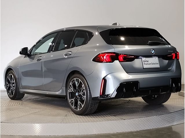 BMW 1SERIES 2025 Image 31