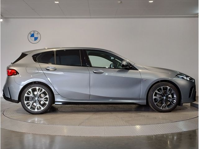 BMW 1SERIES 2025 Image 31