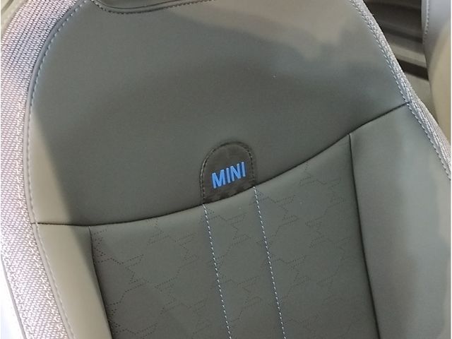 BMW MINI COOPER 2025 Image 31