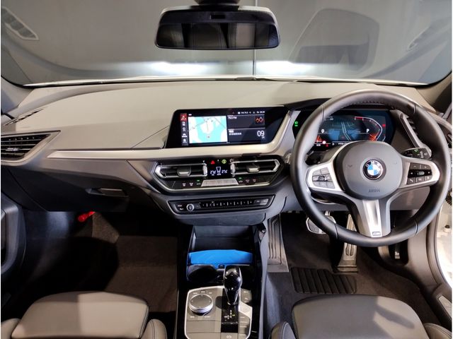 BMW 1SERIES 2024 Image 31