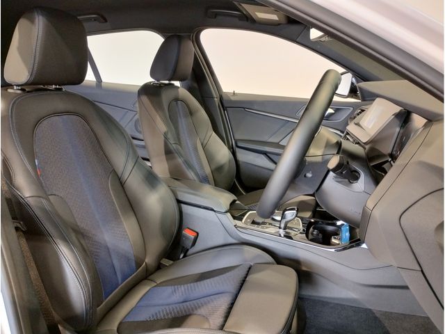 BMW 1SERIES 2024 Image 31