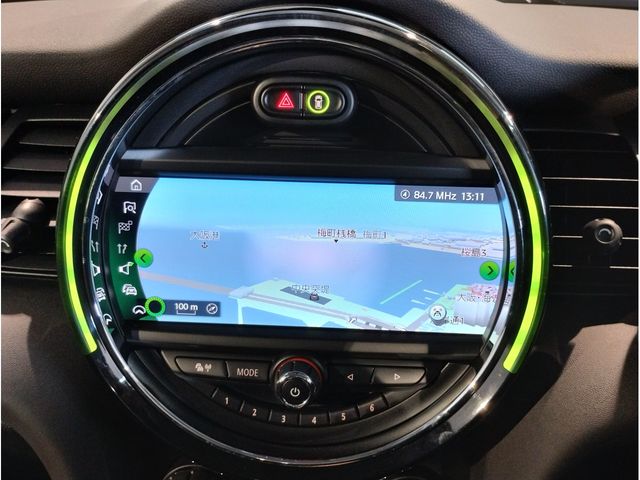 BMW MINI COOPER SD 5DOOR 2020 Image 31