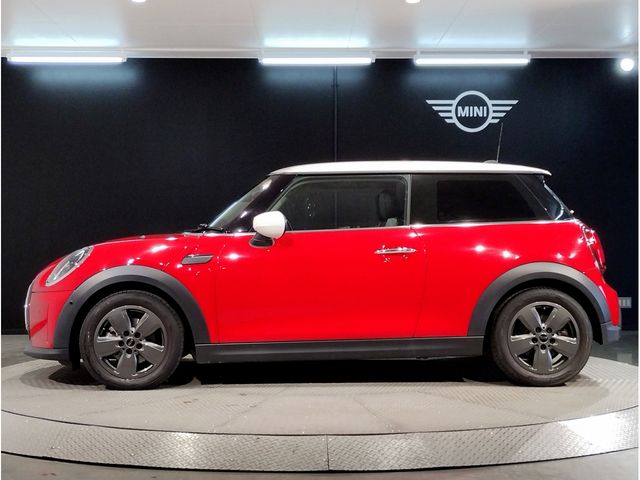 BMW MINI COOPER D 2023 Image 31