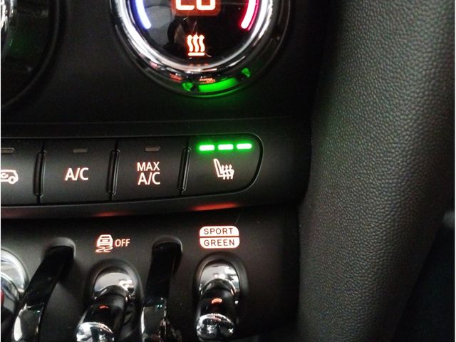 BMW MINI COOPER D 2023 Image 31