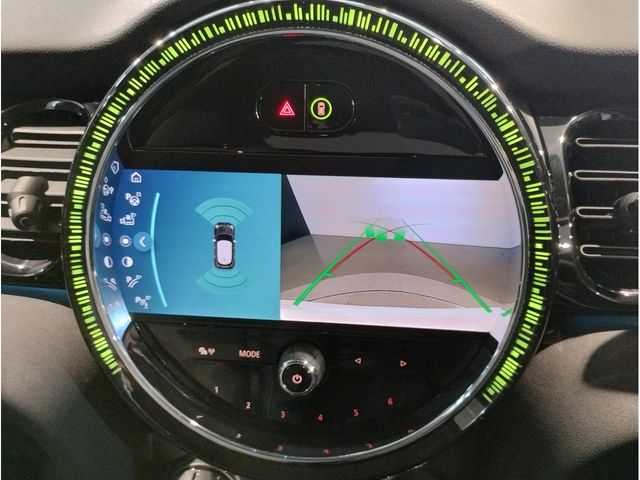 BMW MINI COOPER D 5DOOR 2021 Image 31