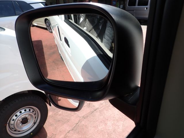 NISSAN CLIPPER VAN 2026 Image 31