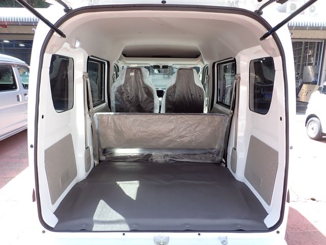 NISSAN CLIPPER VAN 2026 Image 31