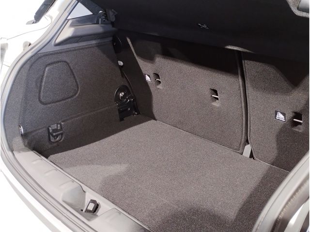 BMW MINI COOPER D 5DOOR 2023 Image 31