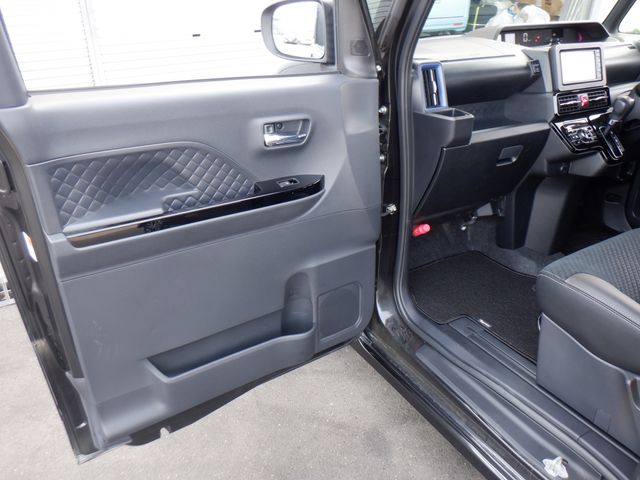 DAIHATSU TANTO CUSTOM 2021 Image 31