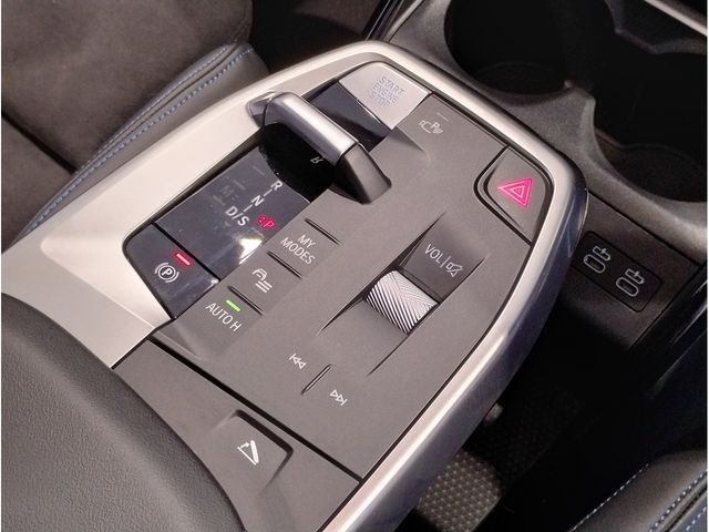 BMW 2SERIES ACTIVE T 2025 Image 31