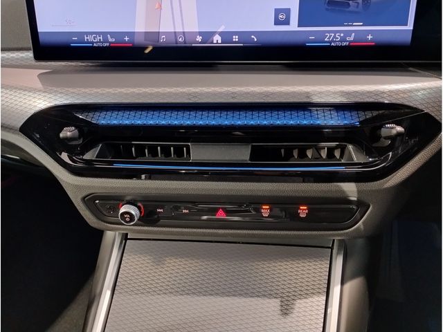 BMW 3SERIES SEDAN 2025 Image 31