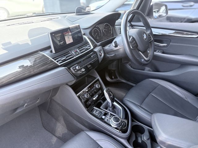 BMW 2SERIES GRAN TOU 2021 Image 31