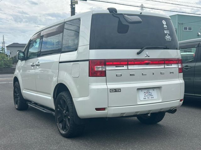 MITSUBISHI DELICA D:5 2WD 2008 Image 31