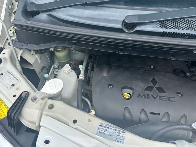 MITSUBISHI DELICA D:5 2WD 2008 Image 31