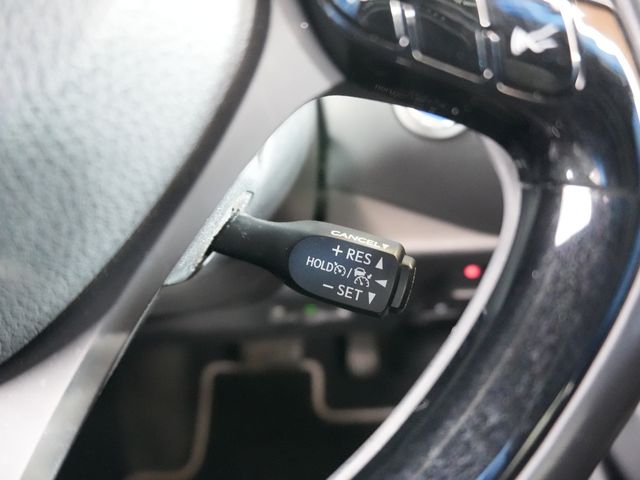 TOYOTA C-HR 2019 Image 31