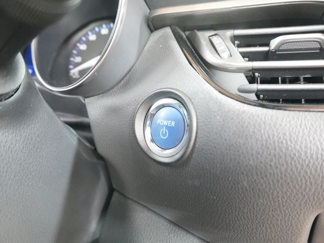 TOYOTA C-HR 2019 Image 31