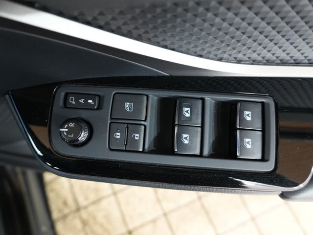 TOYOTA C-HR 2019 Image 31