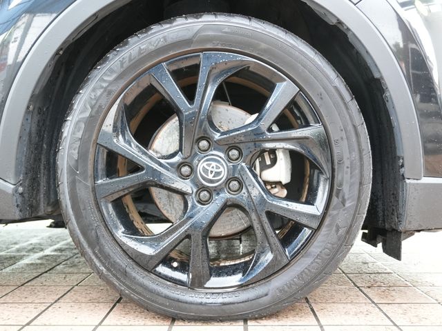 TOYOTA C-HR 2019 Image 31