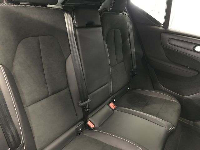 VOLVO XC40 2021 Image 31
