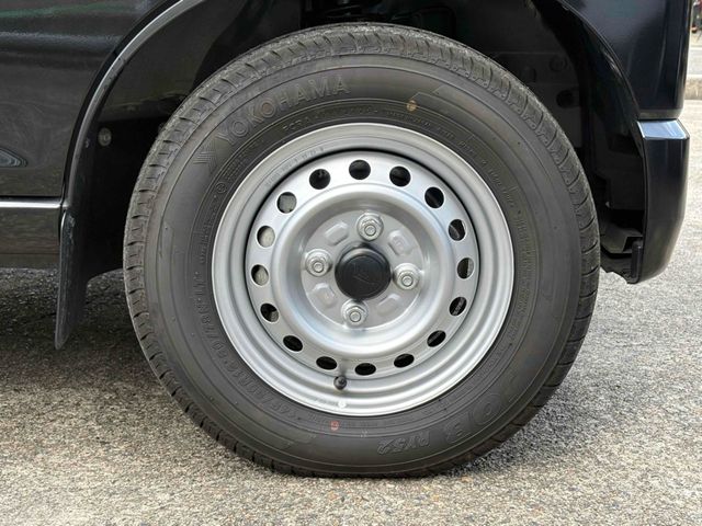 DAIHATSU HIJET CARGO 4WD 2025 Image 31